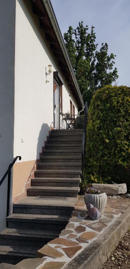 Schoene Aussicht Apartment Treben
